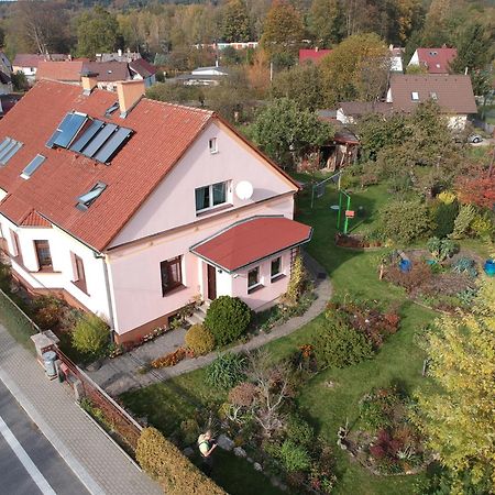 Apartment In Blossom Garden Nove Mesto pod Smrkem Exterior foto